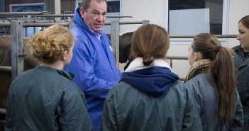Shortage of vets could interrupt post-Brexit trade John Fishwick