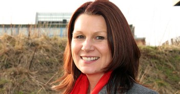 Shadow Defra Secretary receives pig farm invite Sue_hayman2
