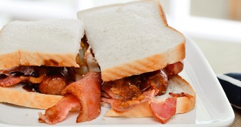Cutting back on red meat does not reduce cancer risk – study Bacon Sandwich