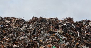 Environment Agency urges farmers and waste companies to check waste process or face charges disposal-1846033_1920