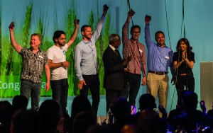 Hackathon team leaders accept their prizes from former UN Secretary General, Kofi Annan, keynote speaker at AgriVision 2017