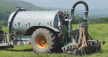 Environment Agency’s clarification on Farming Rules for water sparks NFU criticism slurry spreading