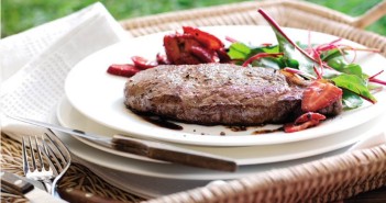 Britain encouraged to ‘Royal up’ their Jubilee BBQ AHDBCAMPAIGN